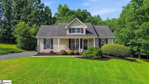535 Wind Crest Dr, Inman, SC 29349