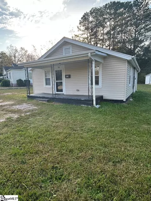 104 Hunter St, Abbeville, SC 29620