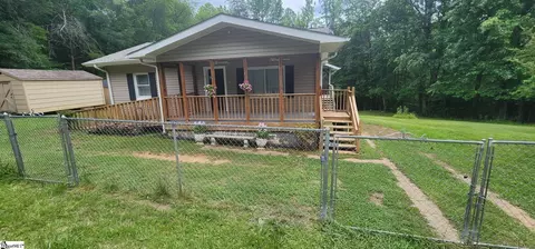 520 Chestnut Ridge Rd, Marietta, SC 29661
