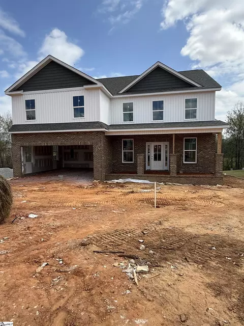 749 Ruby Golightly Dr, Inman, SC 29349