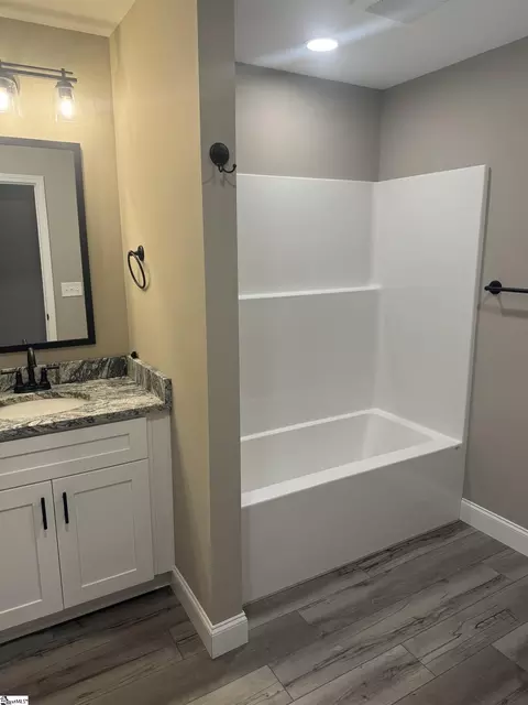 Bath - 749 Ruby Golightly Dr, Inman, SC 29349 photo 3 of 3