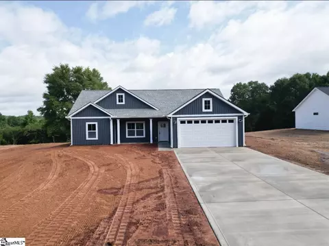 502 Hellams Rd, Gray Court, SC 29645