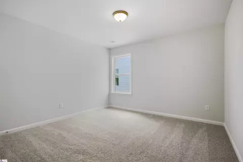 Bedroom - 557 Hydrangea St, Seneca, SC 29678 photo 9 of 10