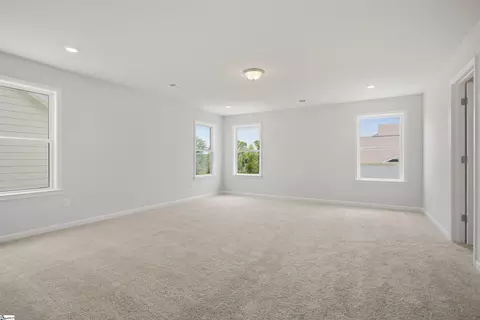 Bedroom - 557 Hydrangea St, Seneca, SC 29678 photo 3 of 10