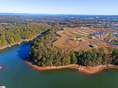 View/Area - 557 Hydrangea St, Seneca, SC 29678 photo 5 of 5