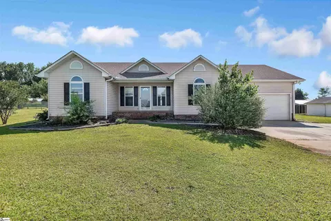 114 Meadowood Dr, Anderson, SC 29626
