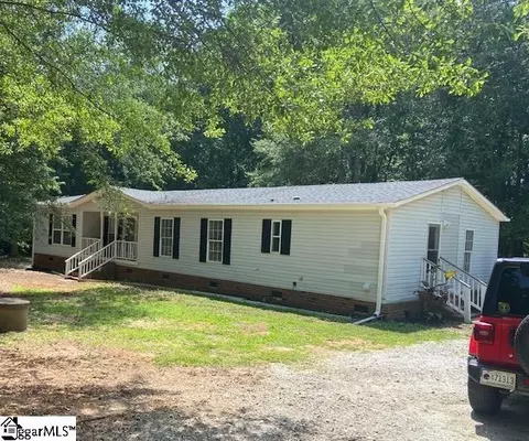 472 Knickerbocker Estate Rd, Fountain Inn, SC 29644