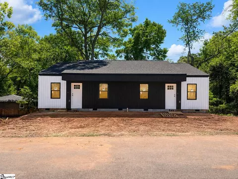 142144 Andover Rd, Spartanburg, SC 29301