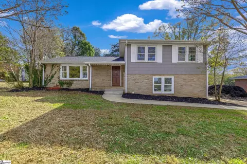 24 N Harbor Dr, Greenville, SC 29611