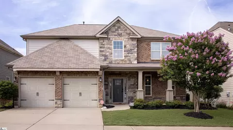 608 Troutdale Ln, Simpsonville, SC 29680
