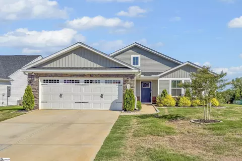 1104 Elowen Rd, Spartanburg, SC 29306