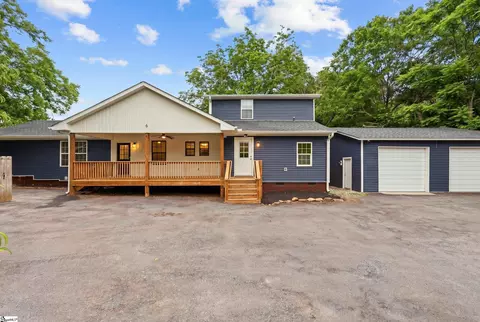 6 Davis St, Greenville, SC 29609