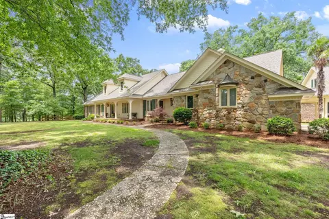 230 Breazeale Dr, Williamston, SC 29697