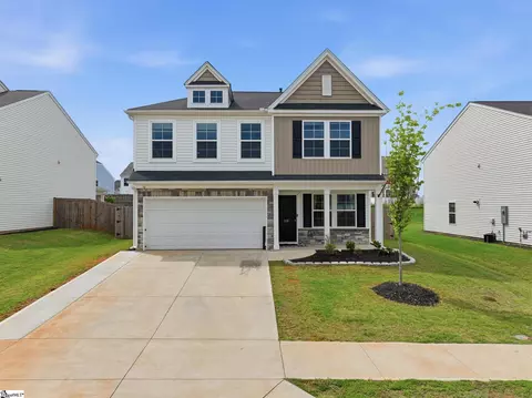 328 Whittier St, Greenville, SC 29605