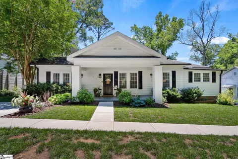6 Rogers Ave, Greenville, SC 29617