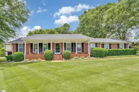 133 Brookbend Rd, Mauldin, SC 29662