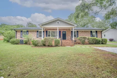 304 New Perry Rd, Greenville, SC 29617