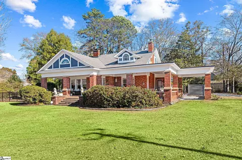 227 S Main St, Honea Path, SC 29654
