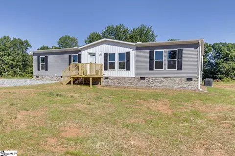 101 Garnet Ln, Easley, SC 29640