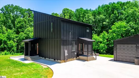 Exterior - 159 Cherokee Trl, Easley, SC 29640 photo 5 of 10