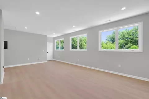 Living - 159 Cherokee Trl, Easley, SC 29640 photo 3 of 3