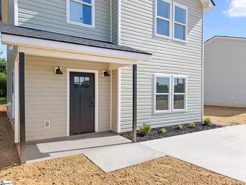 Exterior - 706 Laurel St, Honea Path, SC 29654 photo 4 of 5