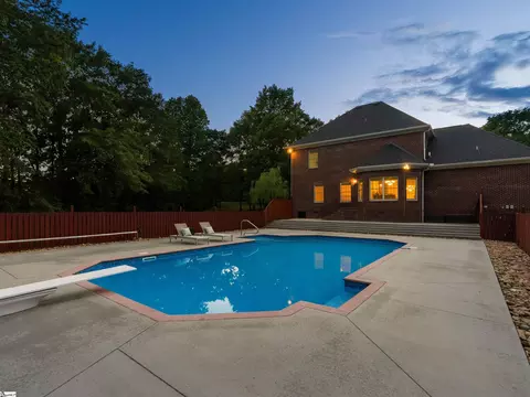Exterior - 453 Circle Rd, Greer, SC 29651 photo 3 of 3