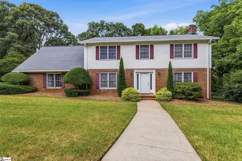 101 Bridgeton Dr, Greenville, SC 29615