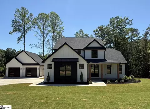 668 Flynn Rd, Greer, SC 29651