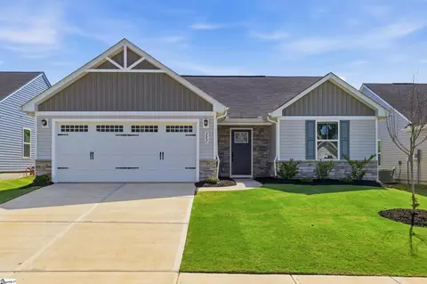 202 Southwell St, Woodruff, SC 29388