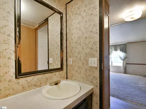 1390 1st Ave, Starr, SC 29684 photo 20