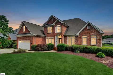 401 Ladykirk Ln, Greer, SC 29650