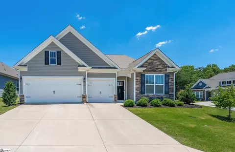 Exterior - 200 Chippy Rd, Greer, SC 29650 photo 2 of 9