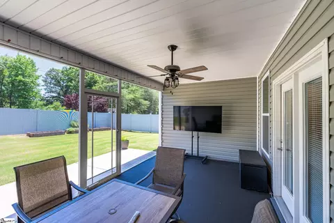 Exterior - 200 Chippy Rd, Greer, SC 29650 photo 4 of 9