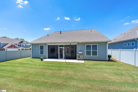 Exterior - 200 Chippy Rd, Greer, SC 29650 photo 6 of 9