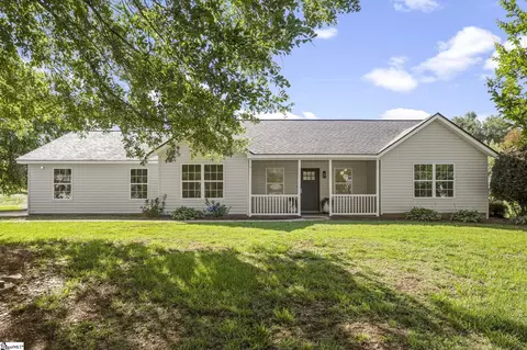 410 Benjamin Reid Ct, Duncan, SC 29334