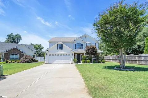 137 Saxon Falls Ct, Greenville, SC 29607