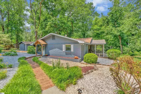 14 Tyre Ln, Taylors, SC 29687