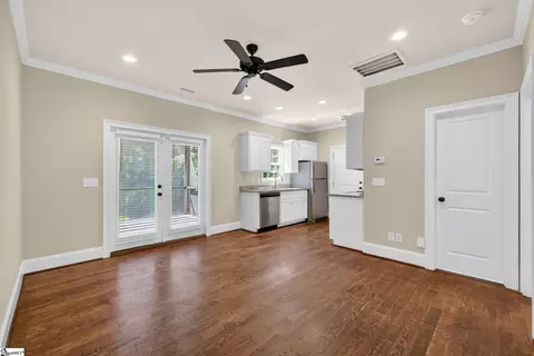 Living - 2 Fox Hunt Ln, Greer, SC 29651 photo 2 of 2
