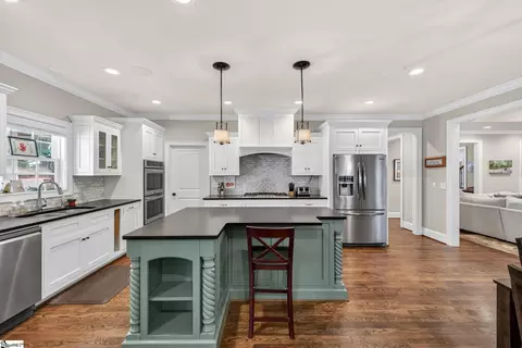 Kitchen - 2 Fox Hunt Ln, Greer, SC 29651 photo 6 of 6