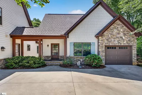 Exterior - 2 Fox Hunt Ln, Greer, SC 29651 photo 7 of 13
