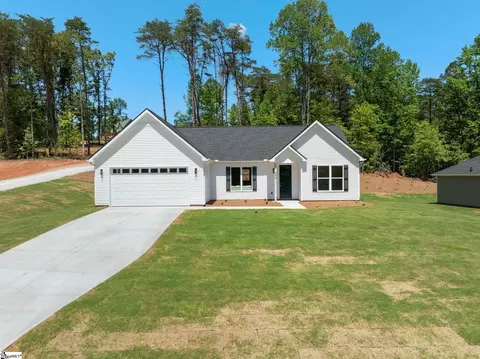 946 Tubbs Mountain Rd, Travelers Rest, SC 29690