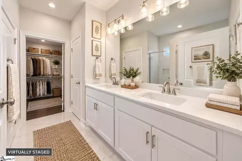 Entry Way - 504 Clairbrook Ct, Greer, SC 29651 photo 2 of 3