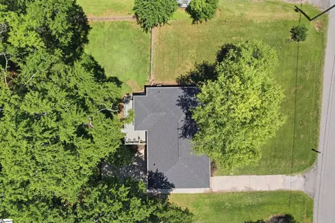 View/Area - 121 Endless Dr, Greer, SC 29651 photo 4 of 6