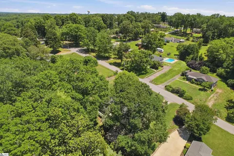View/Area - 121 Endless Dr, Greer, SC 29651 photo 5 of 6