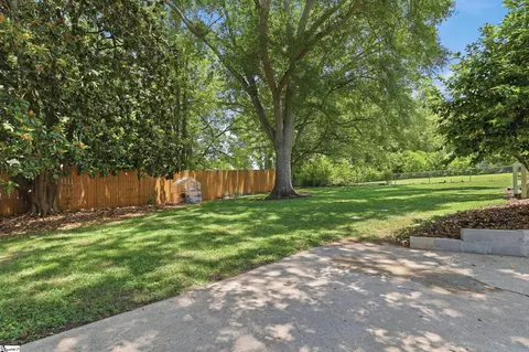 Exterior - 121 Endless Dr, Greer, SC 29651 photo 8 of 12