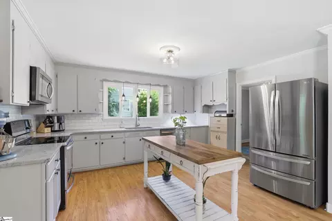 Kitchen - 121 Endless Dr, Greer, SC 29651 photo 1 of 5