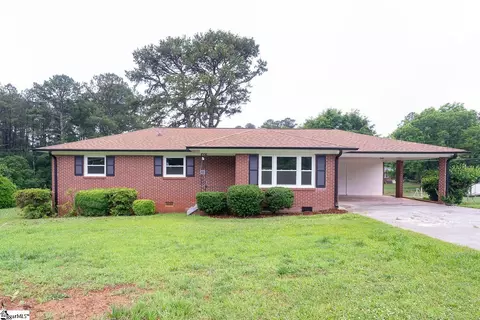 2012 Bolt Dr, Anderson, SC 29621