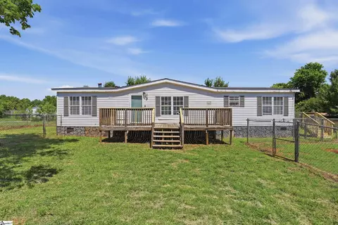 1171 Old Pelzer Rd, Piedmont, SC 29673
