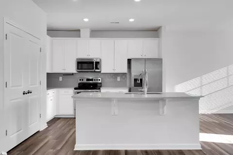 Kitchen - 309 E Compass Way, Easley, SC 29640 photo 1 of 2